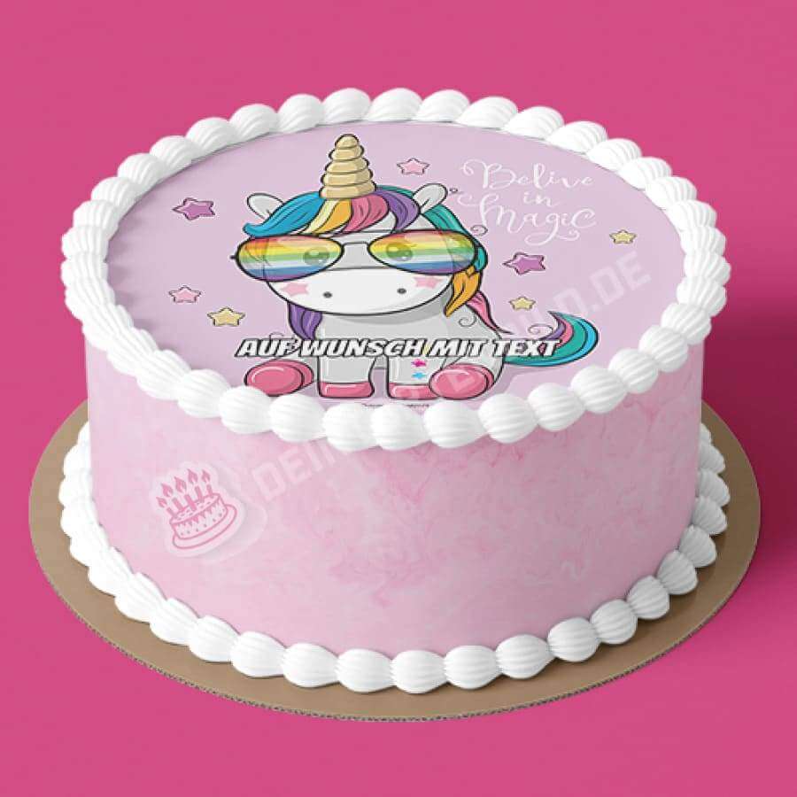 Motiv: Einhorn mit Regenbogen Brille - Hochwertige und individuelle Tortenaufleger für jeden Anlass
Tortenaufleger Einhorn mit Regenbogen Brille in 20cm Kreis
Unsere Tortenaufleger sind ein ideales Gesch - Tortenbild - DeintortenbildEinhorn mit Regenbogen Brille